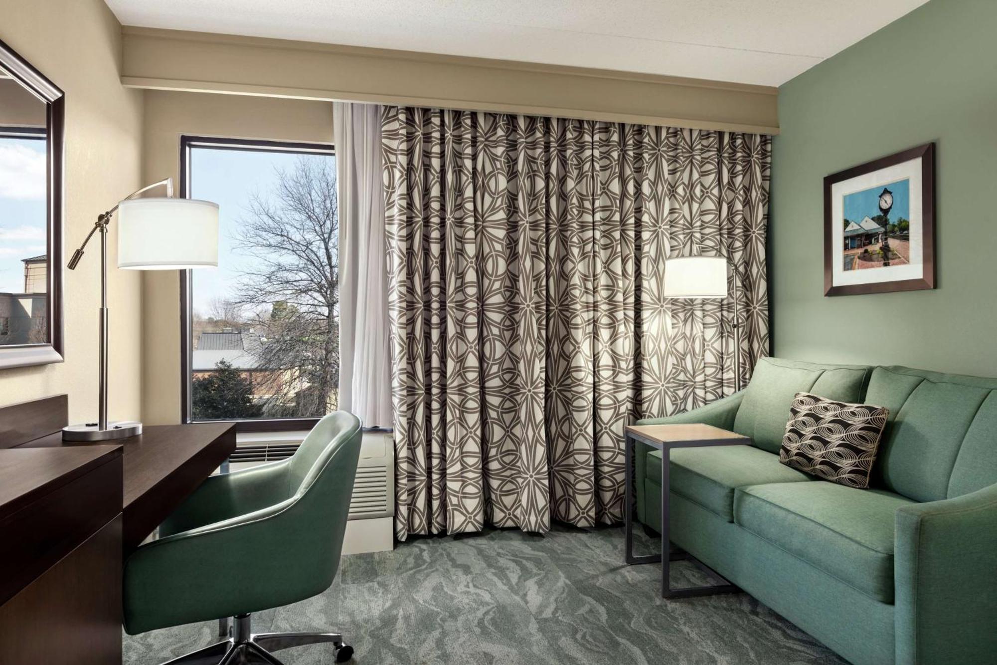 Hampton Richmond/ashland Hotel 3*