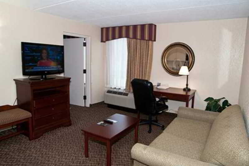 Hampton Richmond/ashland 3*